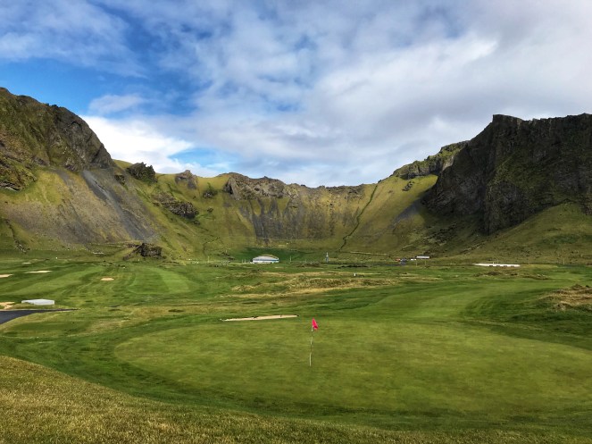 18BC2BCB-2CE8-4ECD-AC39-C0C7F4BC357F